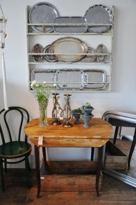  M�bler med patina 