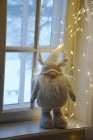 Tomte vit med horn p luvan