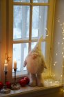 Tomte vit med hjrta p luvan