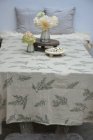 Duk "Kvistar", 250x140 cm