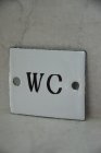 Skylt emalj WC, Ib Laursen