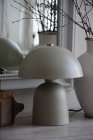 Bordslampa, Fungi, Beige
