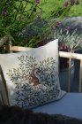 Kuddfodral broderad ekorre