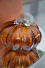 Glaspumpa, b�rnstensf�rgad, stor