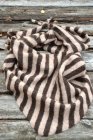Randig stickad scarf