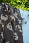 Sjal brun m blomm�nster, Mix By Heart