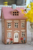 Hus Nyhavn beige med rosa tak, Ib Laursen