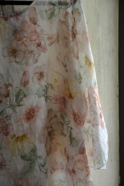 Blommig skir blus, S/M, Mix By Heart