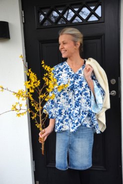 Blus blommig bl/vit, L/XL, Mix By Heart