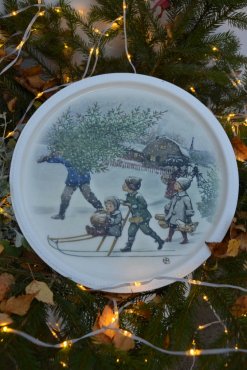Bricka "Elsa Hem Till Jul"
