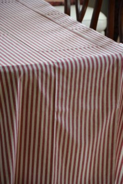 Duk randig r�d/vit, 136x300