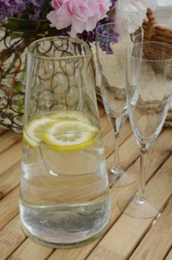 Glaskaraff, Tine K Home