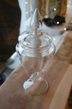 Glasburk p fot med lock