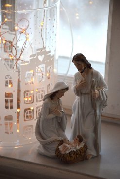 Jesus Familj