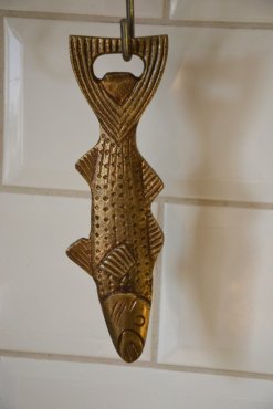 Kapsyl�ppnare Fisk antik m�ssing