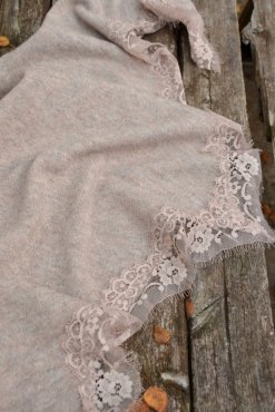 Spetsscarf taupe