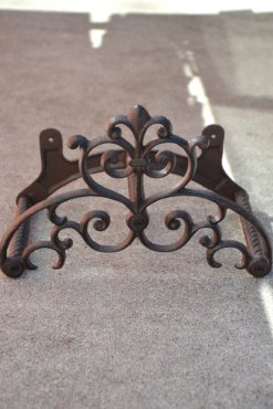 Slangh�llare j�rn, Milj�g�rden