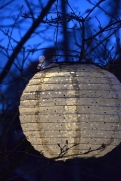 Solcellsdekoration rund h�ngande