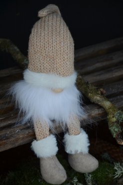 Tomte liten sittande beige